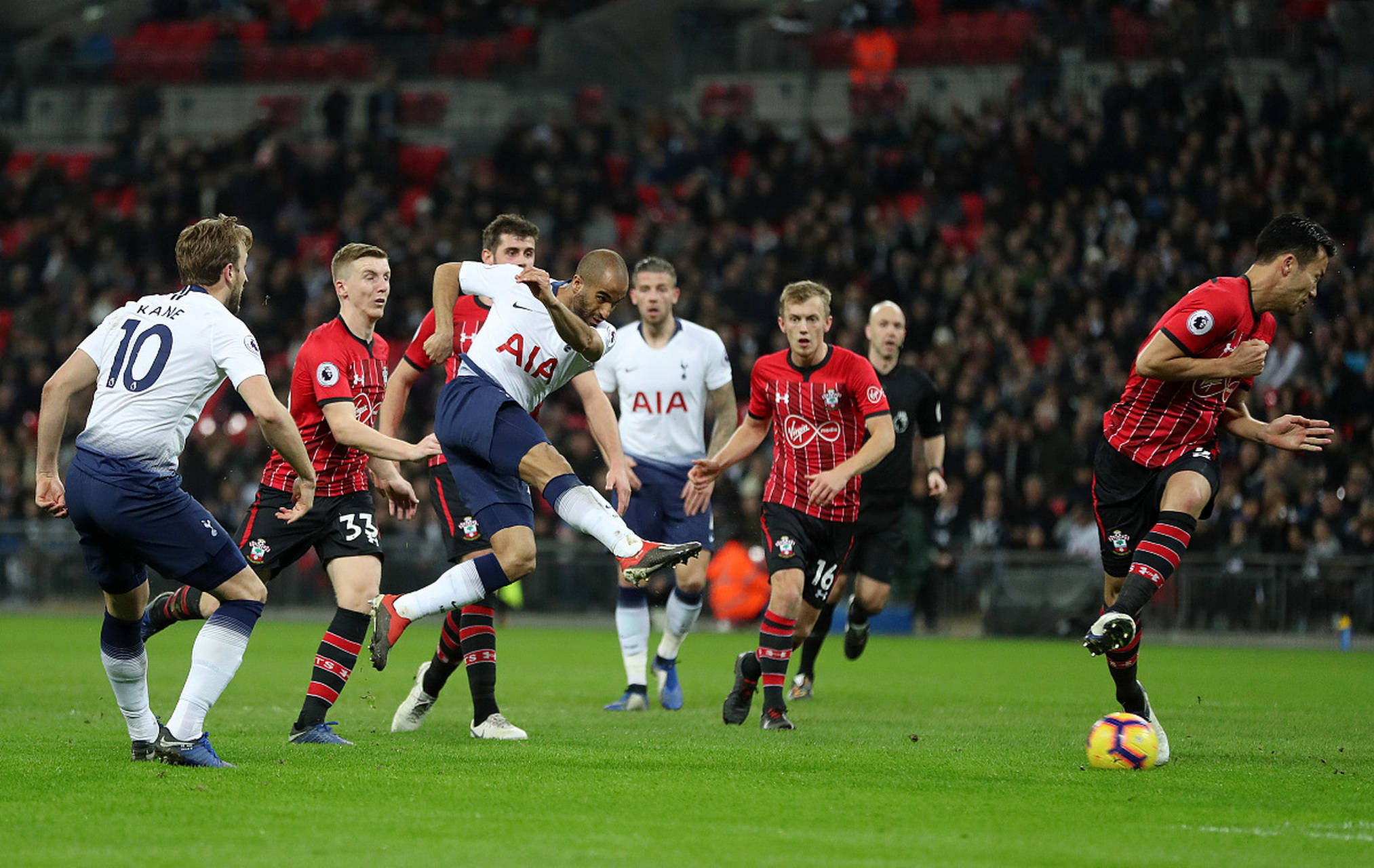 出极高的竞 出极高的竞